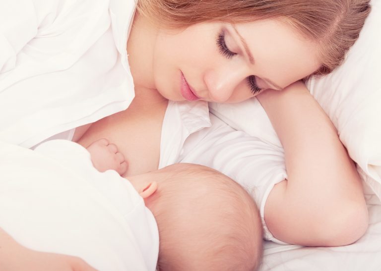 Schlafberatung und Stillen - Sinnvoll oder Sinnlos? Sleeptraining and breastfeeding at the Same Time? Yes — And Here’s How